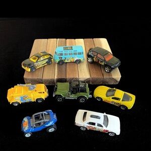 Matchbox Scooby Doo Die Cast Mystery Machine VW Baja Jeep Taxi Car Lot 8 Mattel